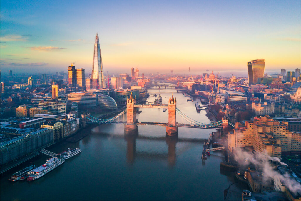 Il Sandwich Club atterra a Londra